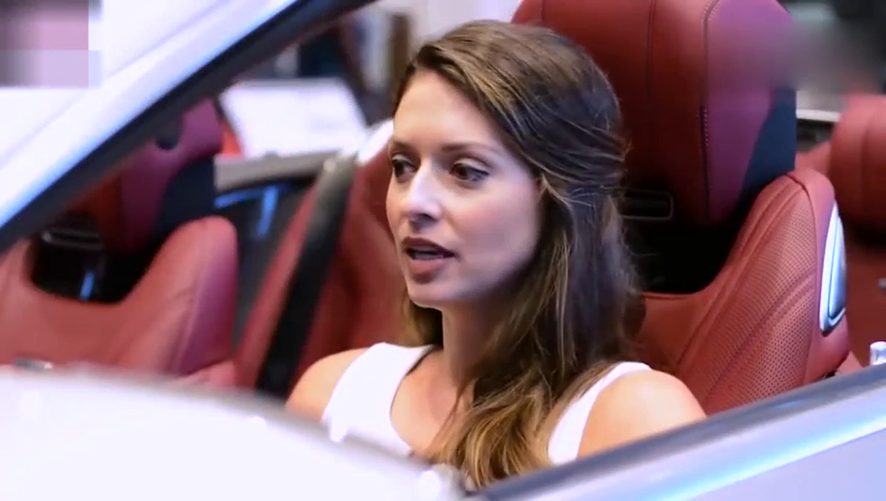 三百万一台的奔驰敞篷跑车，变形的那一刻太霸气了！