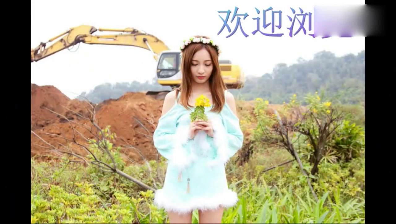 拖着500吨重的矿山巨型卡车，路都要裂开了