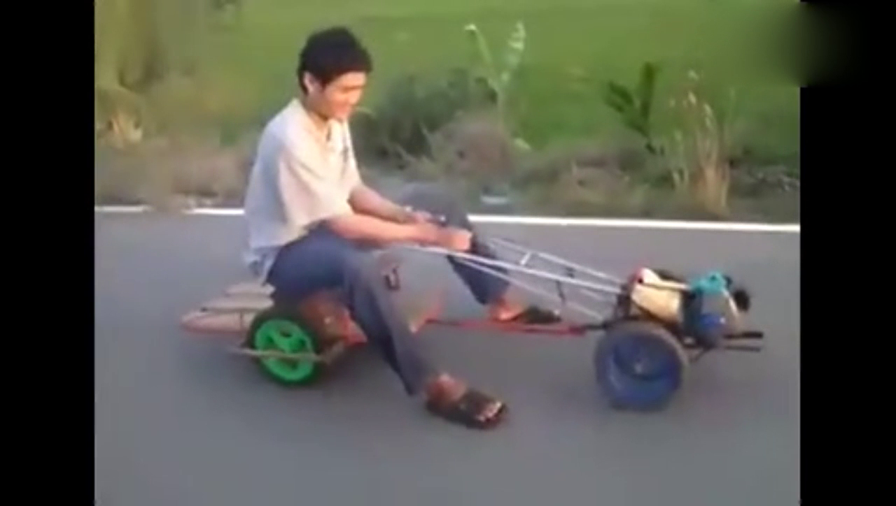 民间高手自制敞篷跑车，成为了“风一样的男子”！