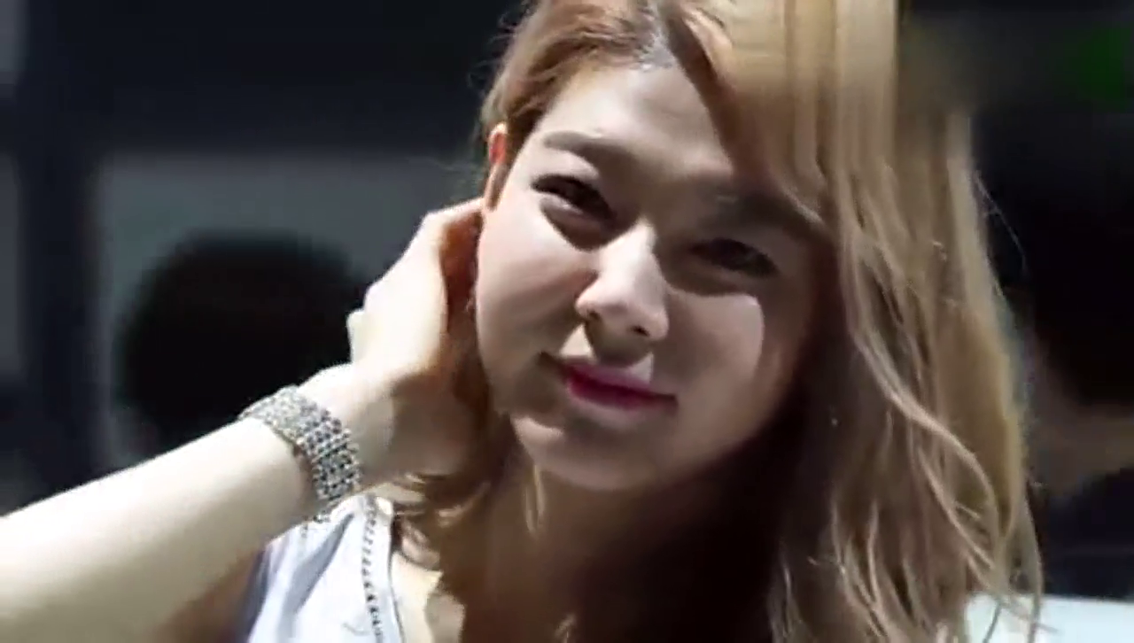 养眼！眼睛不舒服的来看看韩国首尔车展模特，美丽动人！