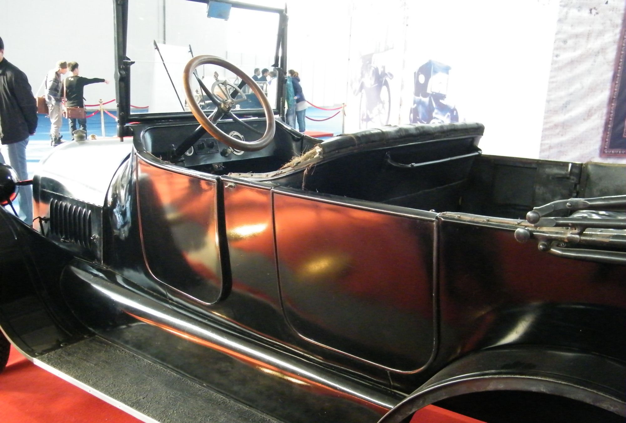 复古车展，参观图