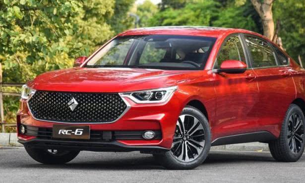 宝骏跨界车上市，比保时捷酷，价格很意外，车友：又要成为街车