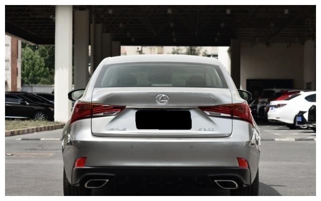 公认的高性能好车,全系爱信8AT,纯进口仅27万,可惜懂的人少