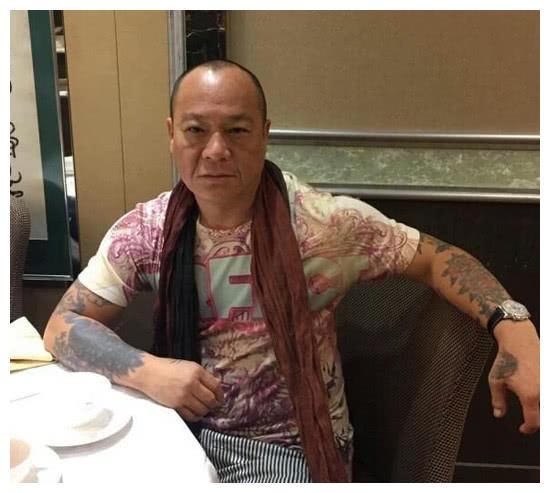 大b哥最难的时候,他拿出1000万还债,如今不知道怎么