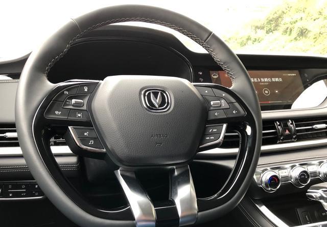 试驾丨看脸的时代全新长安CS95可不仅仅赢在颜值上