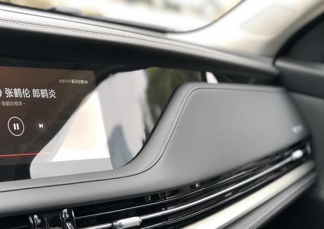 试驾丨看脸的时代全新长安CS95可不仅仅赢在颜值上