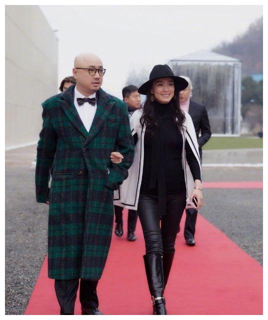 纳税21亿!年赚百亿!揭秘微商天后张庭的捞钱秘