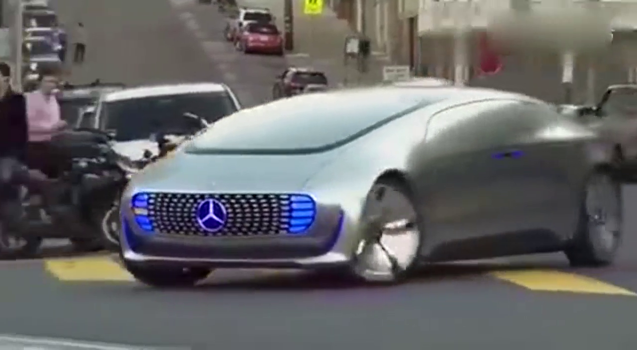 一款没有任何记载的神秘跑车突然出现，简直碉爆全场