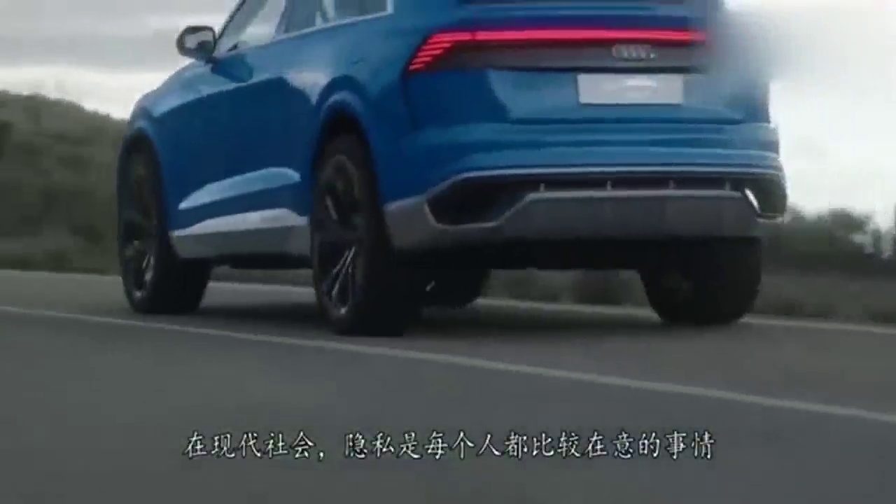 全球第一辆透明跑车，女司机看过后直呼-不敢买，这车你敢开吗？