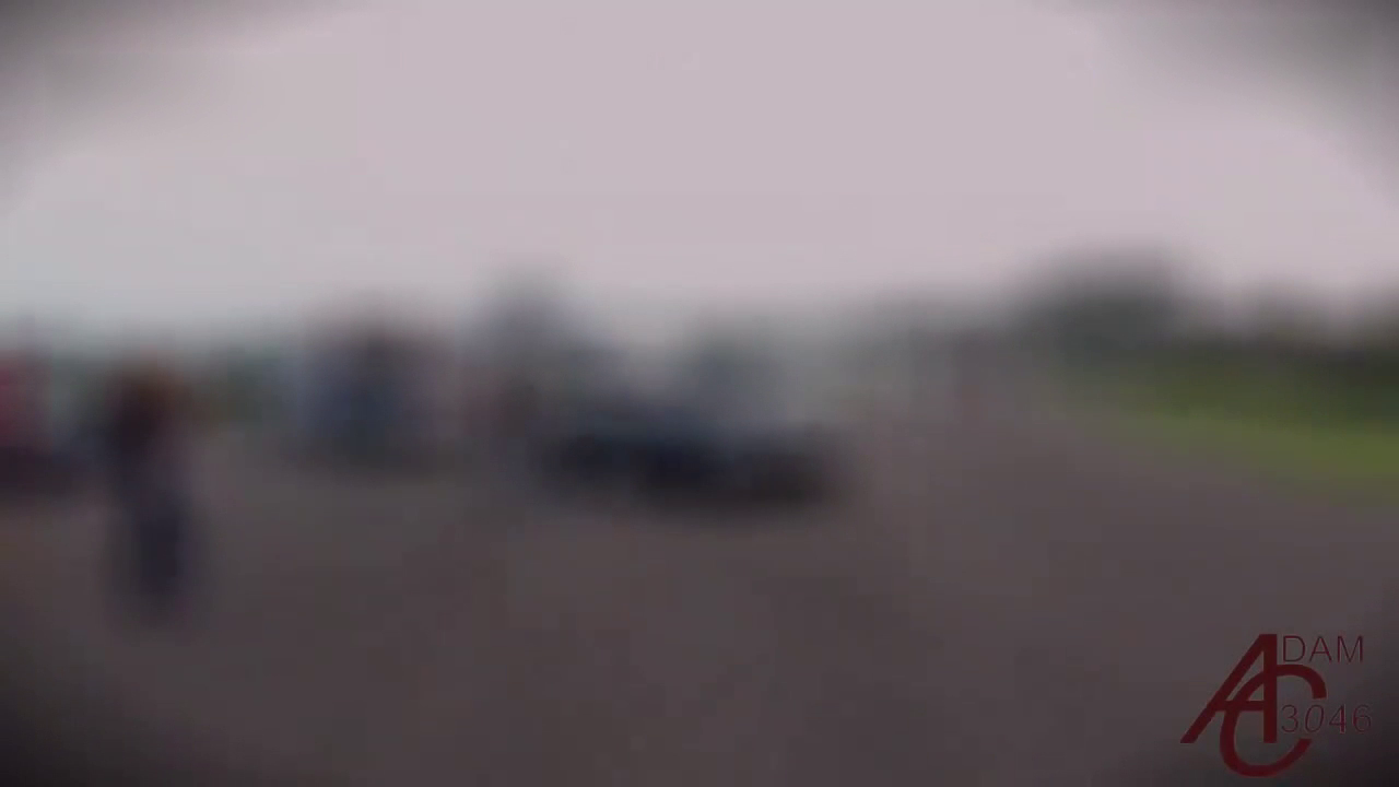 斑马颜色外观的跑车，酷炫