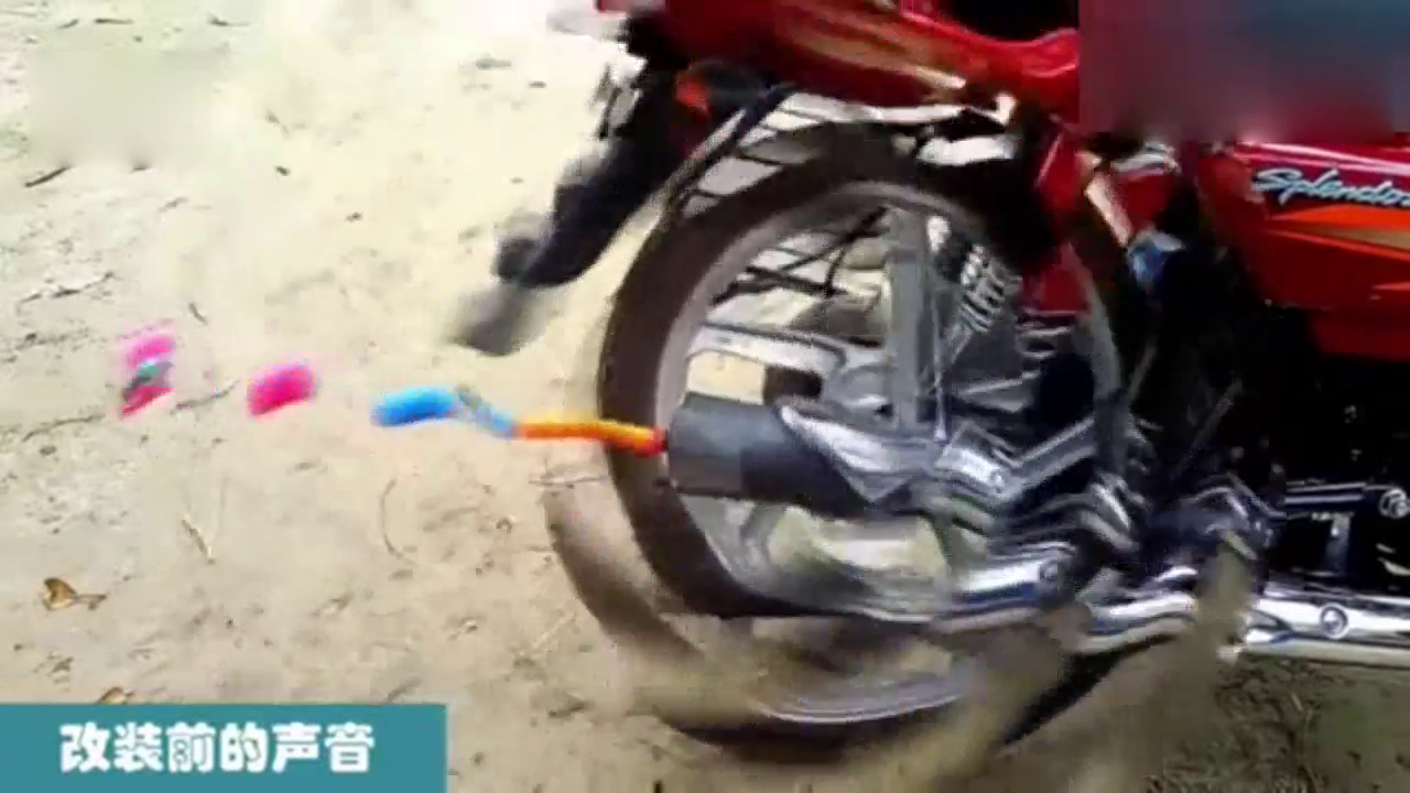 小伙买不起跑车, 改装摩托车排气管，这声浪完全不输跑车！