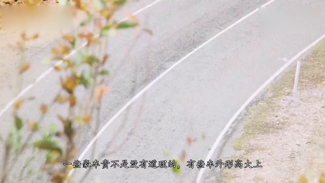 奔驰卡车原来是这样测试的？前面放4辆奔驰，不合格就毁车