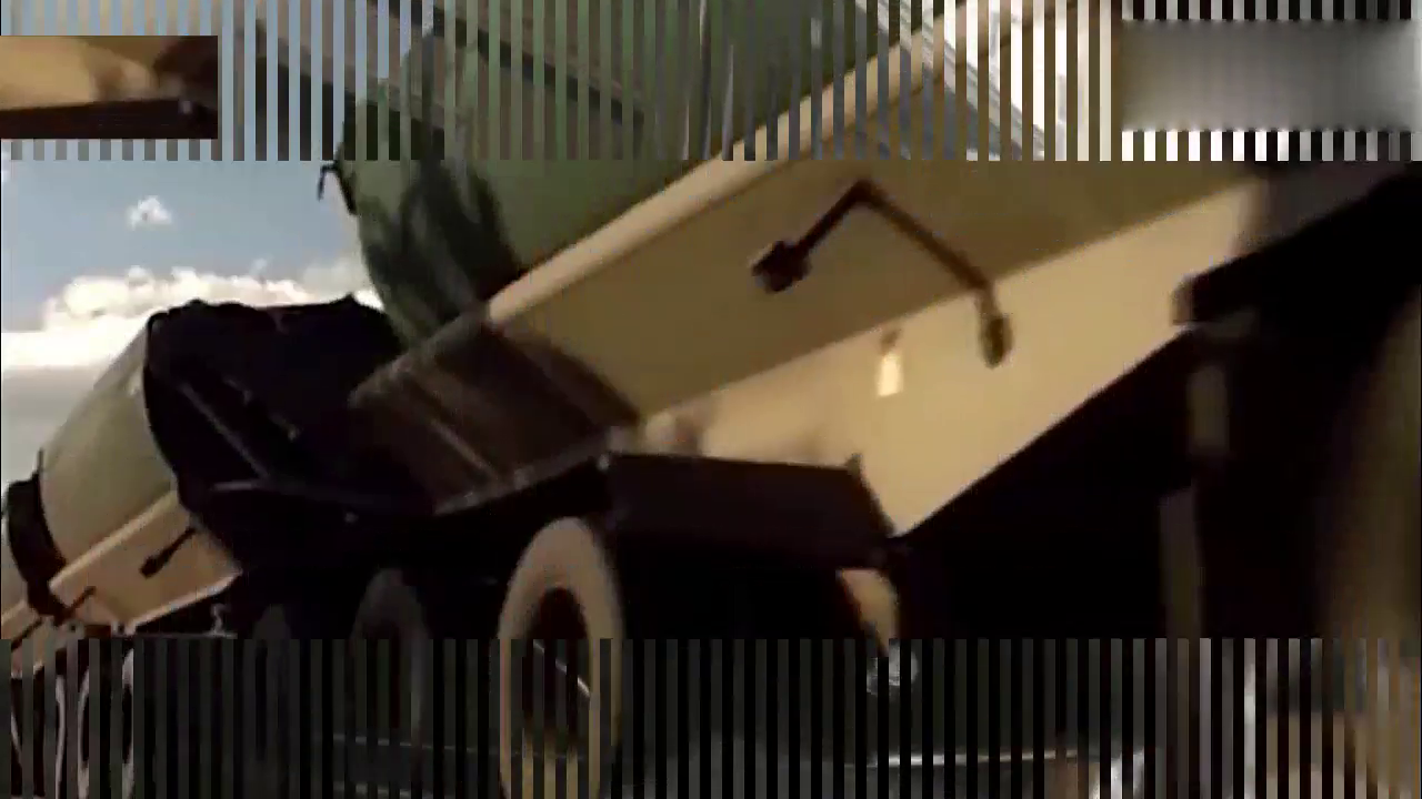 你见过世界上最长的卡车吗？MILLAU卡车长800米