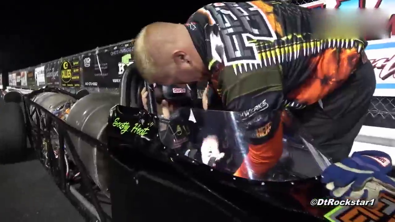 装上飞机引擎的终极跑车，都快要起飞了！