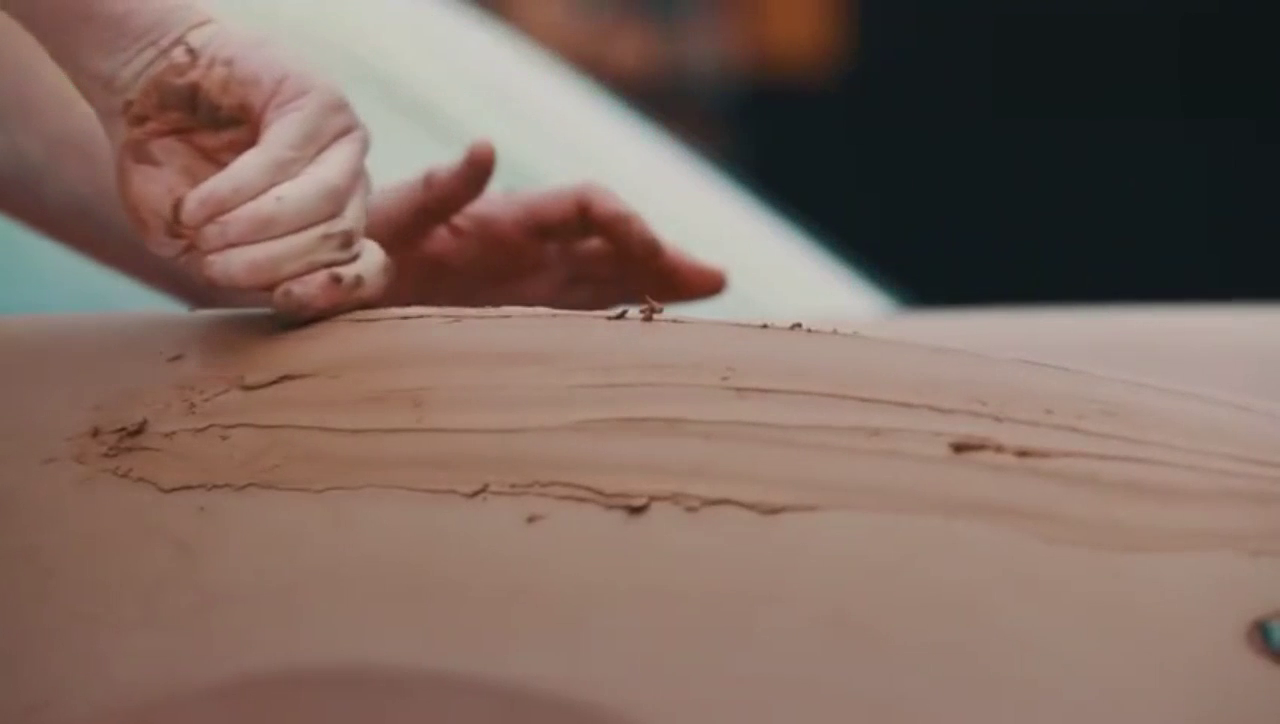 超级跑车道奇蝰蛇，这外形设计绝对是最霸气的！