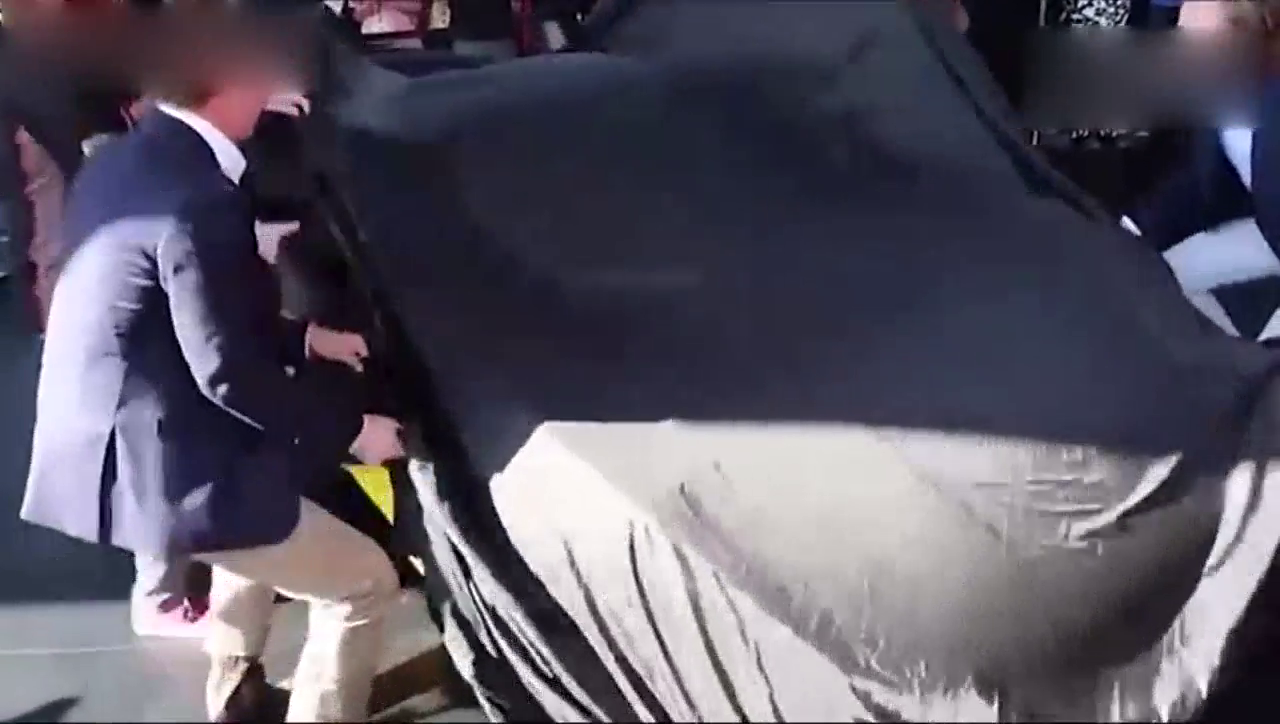 这辆超级跑车打破了世界纪录，帅翻了