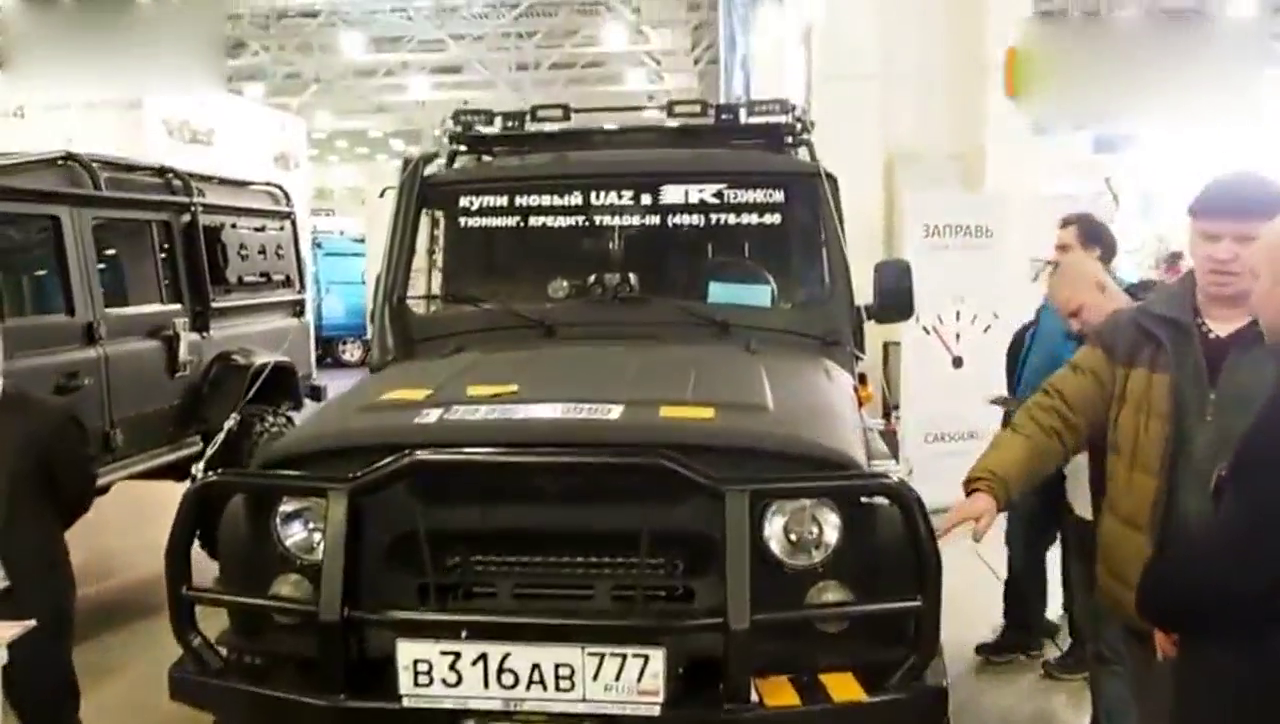 车展上的UAZ Hunter 改装到爆越野车即将进入中国市场