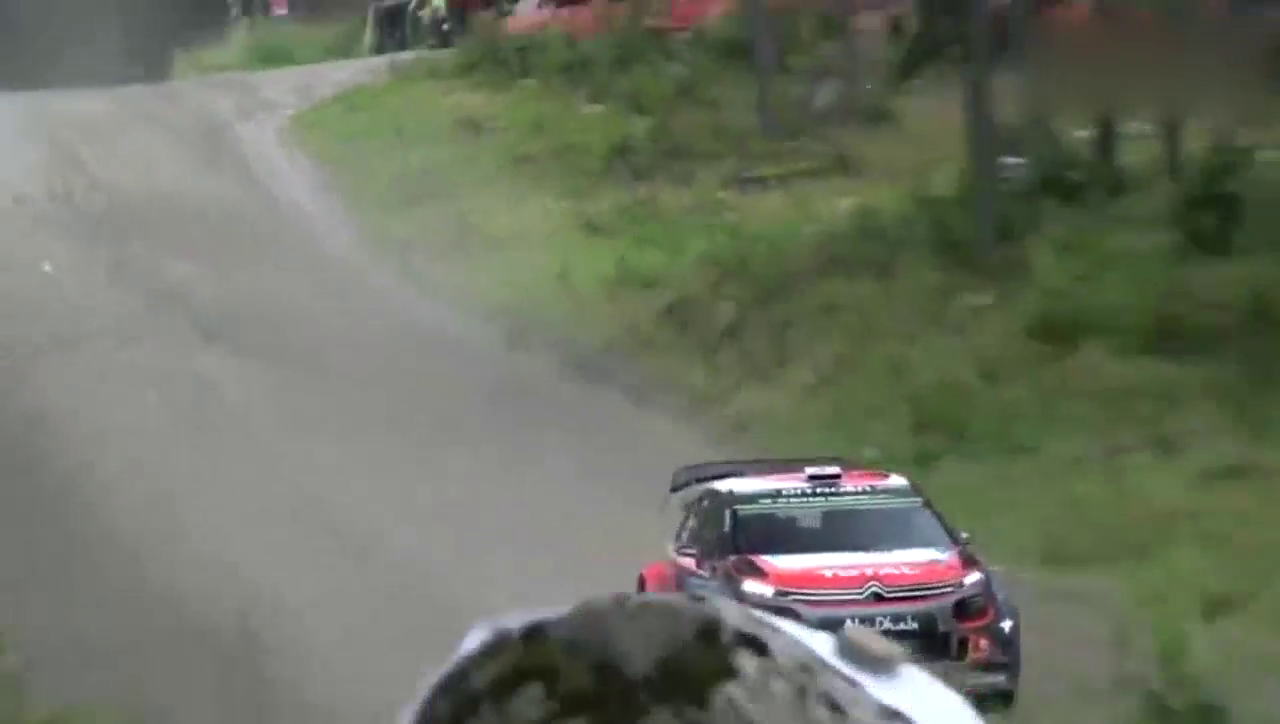 WRC拉力赛突出一个爽：你们慢慢跑，我先飞了
