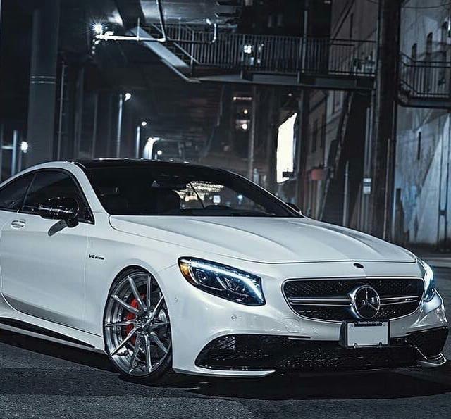 奔驰 AMG S63 Coupe ，非常适合年轻人的汽车..