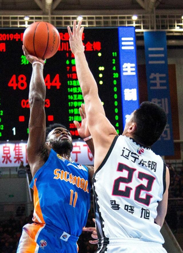 CBA恐10天后全面停赛,官方拒绝解释原因,