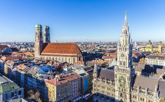 日本GDP总量足够超过中国_2020年中国、日本、韩国的GDP总量超过美国,经济重心向东亚倾斜(2)