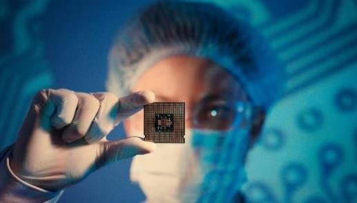 中国芯片迎重大突破, 再无惧遭封杀