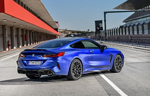 Pirelli倍耐力为BMW M8量身打造P Zero专属性能胎