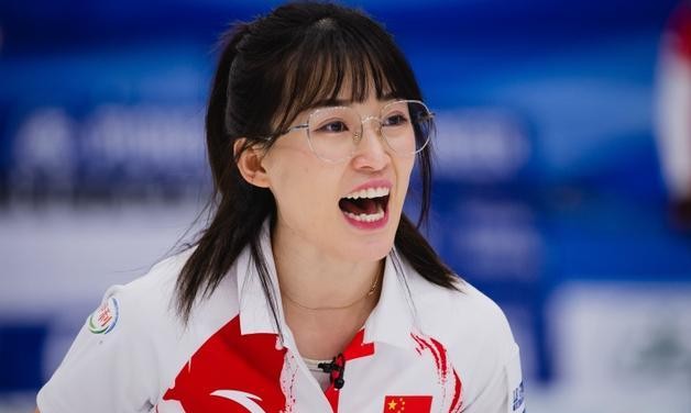 王芮一投制胜!中国女子冰壶队击败德国队 取世