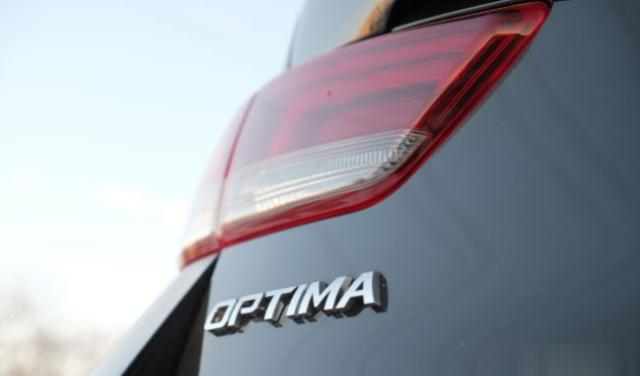 老司机告诉你,起亚Optima和马自达6,该如何选