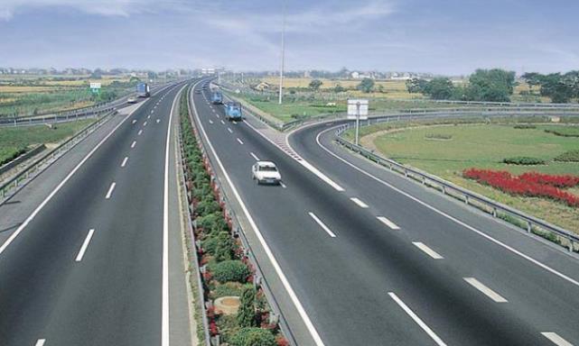 跑高速真的能清除积碳？修车工：教你两个土办法，让积碳全跑光！