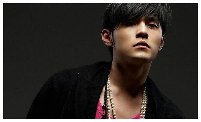 周杰伦的黑暗三部曲,至今仍是吊打乐坛的存在