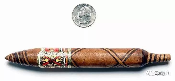 福恩特的“大肉瘤”雪茄闻所未闻盘点形形色色的异形雪茄 福恩特的“大肉瘤”雪茄闻所未闻 盘点形形色色的异形雪茄