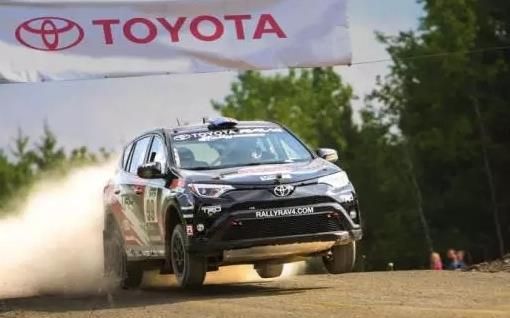 丰田拉力车一起感受，超燃的赛车外观，印象深刻