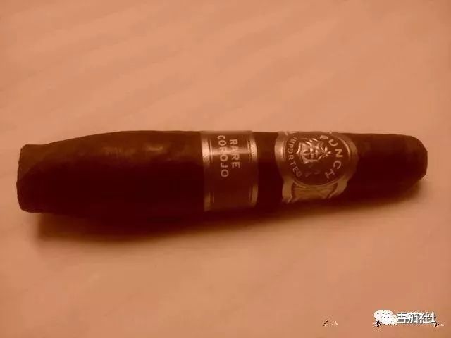福恩特的“大肉瘤”雪茄闻所未闻盘点形形色色的异形雪茄 福恩特的“大肉瘤”雪茄闻所未闻 盘点形形色色的异形雪茄