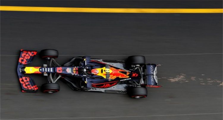 红牛F1赛车：带你走进赛车，如烈阳般火热，格调满满