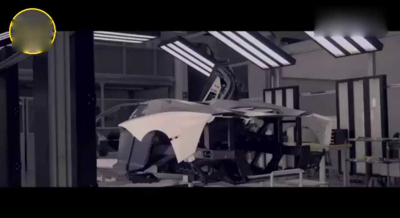 最霸气的超级跑车“我们不是超级汽车，我们是兰博基尼”