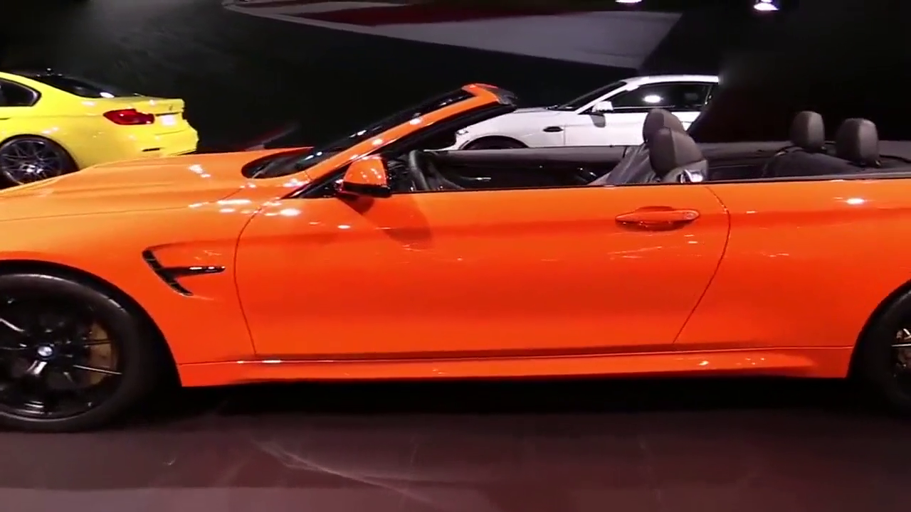 2018款宝马M4敞篷车 橘黄色车身在路上一定很吸睛！