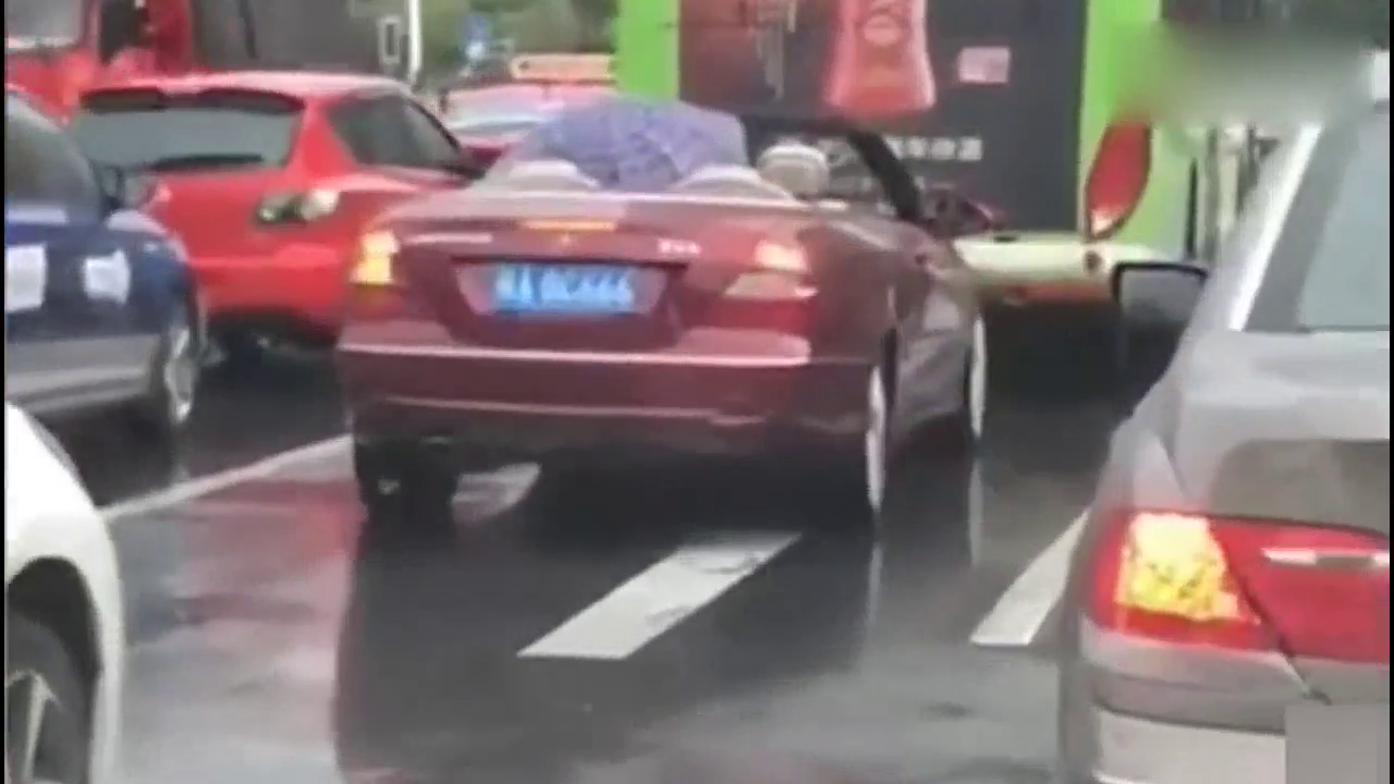 开敞篷跑车，就是这么任性！