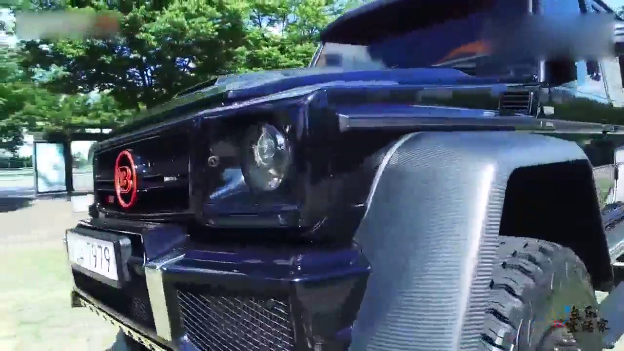 跑车志：小伙试驾巴博斯G700 6X6，豪华越野车！