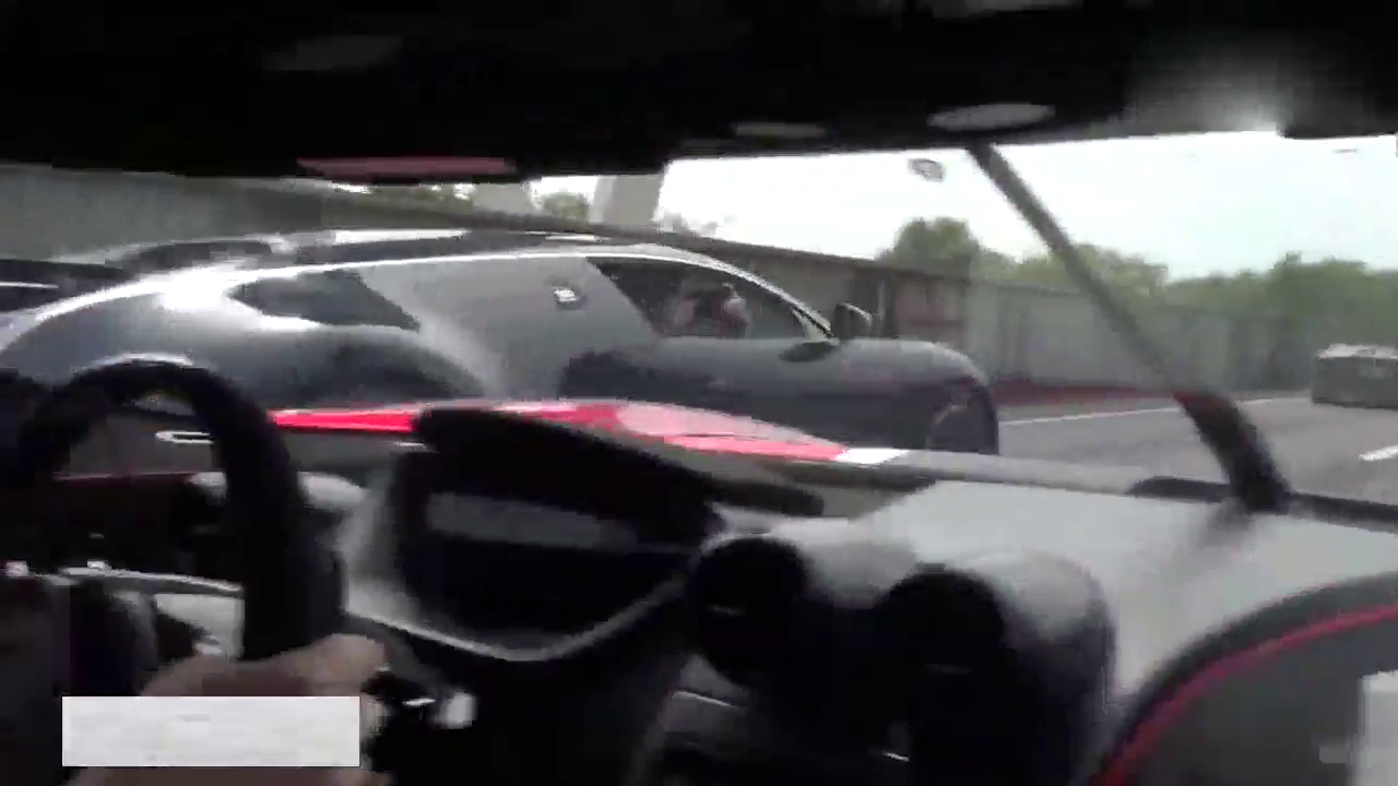 跑车聚会，我认识法拉利，你能认出几辆？