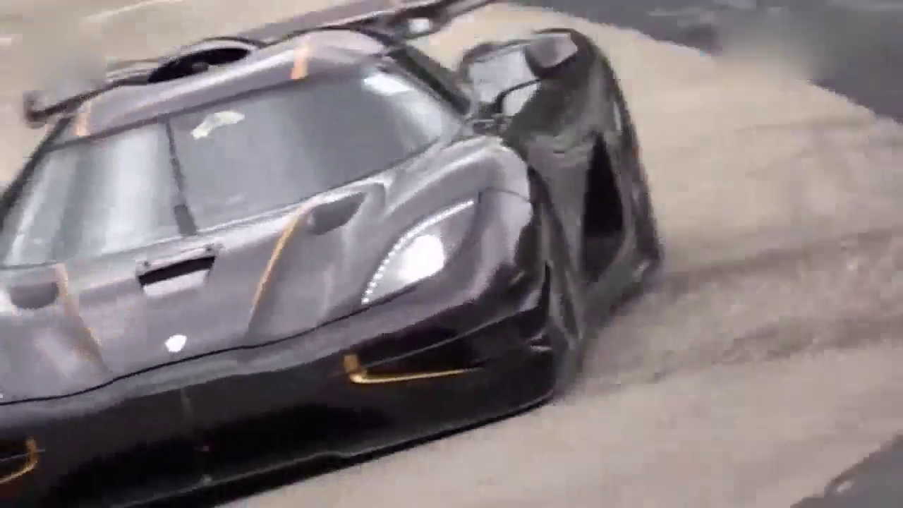 全球第一的超级跑车究竟有多厉害