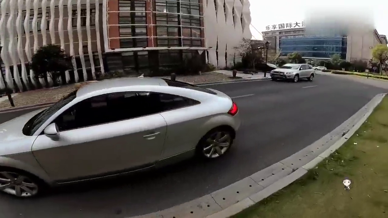 试驾一下小跑车，08年的奥迪TT，3