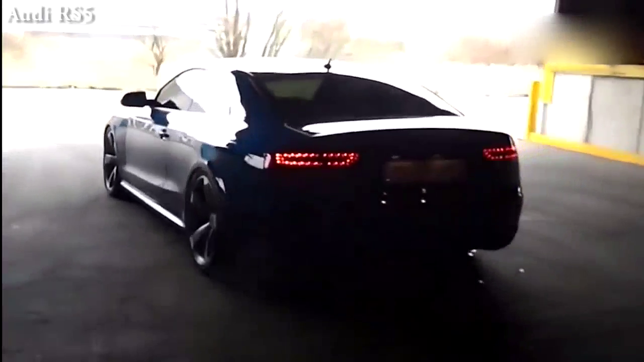 奔驰C63 AMG的跑车与宝马M4 VS奥迪RS5加速