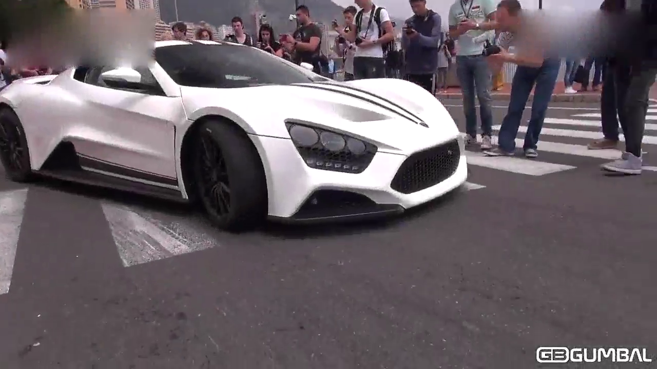 土豪大亮相 180万美元的Zenvo跑车相约在路上