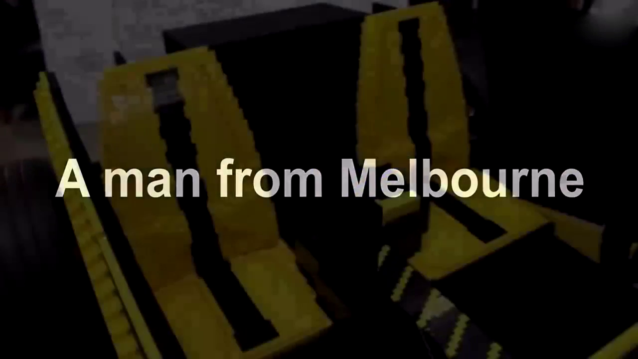 牛人用积木拼出一辆跑车，竟然还可以上路行驶