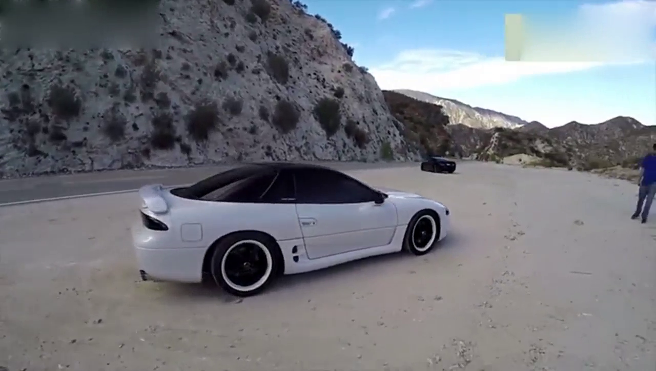 很多人看了这台跑车都说是GTR！你们知道是什么车吗？