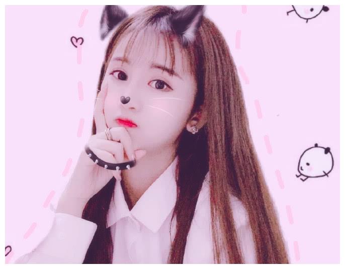 杨清柠早期直播视频,颜值成最大亮点,