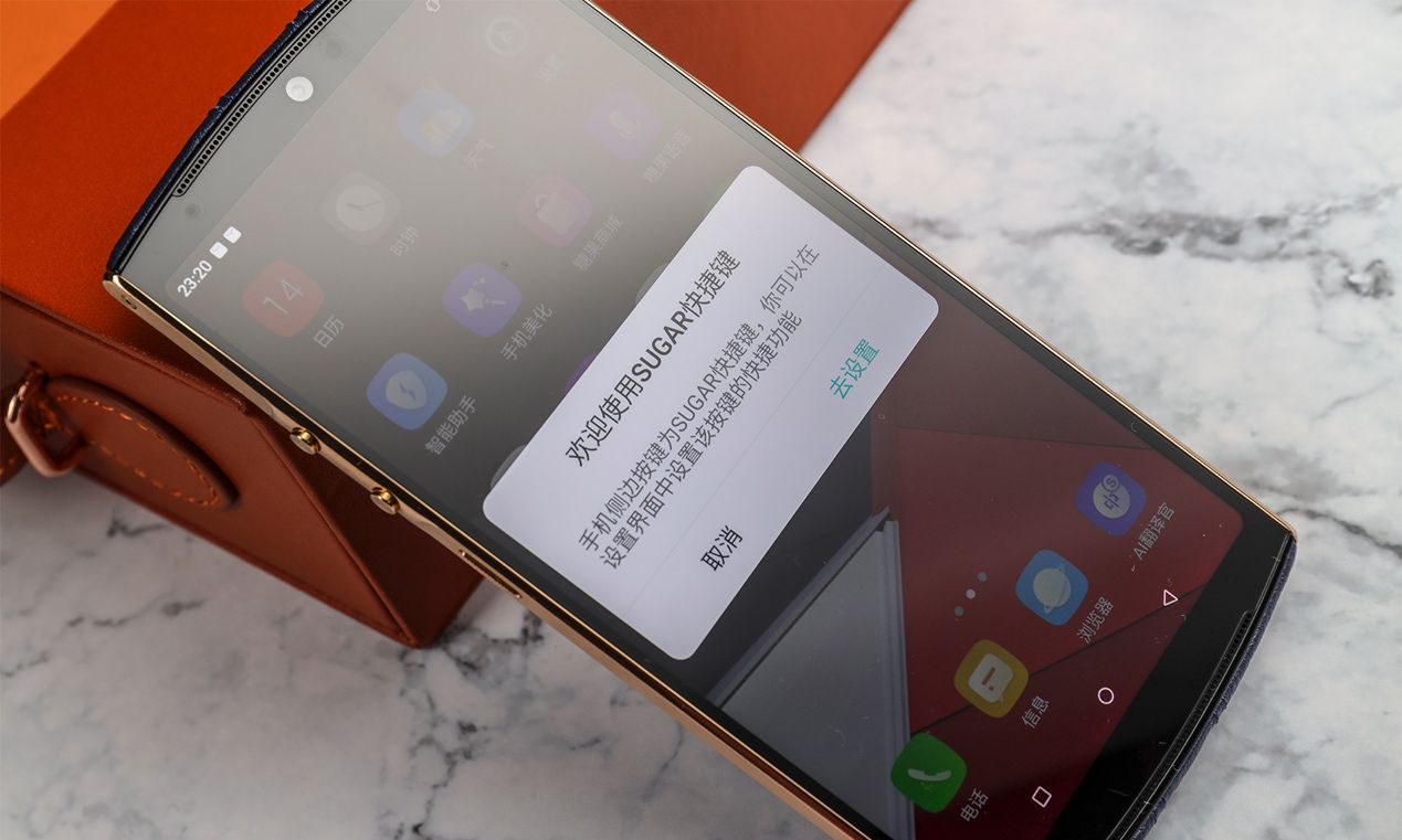 糖果翻译手机s30图赏让你畅通全球的随身翻译官