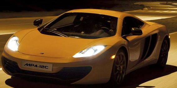 迈凯轮赛车，见过这款，加上高端的配置，颇有特点