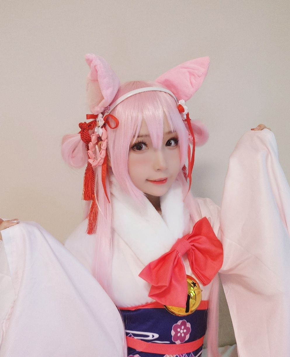 出镜:山田染染服装:初兽猫cos